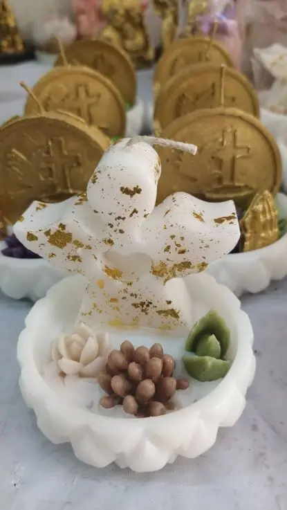 Tazón con Ángel y Decoración de Suculentas